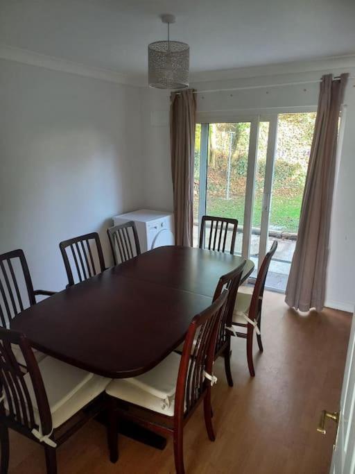 Large 4Bed Available Long-Term In Letterkenny Villa Ngoại thất bức ảnh